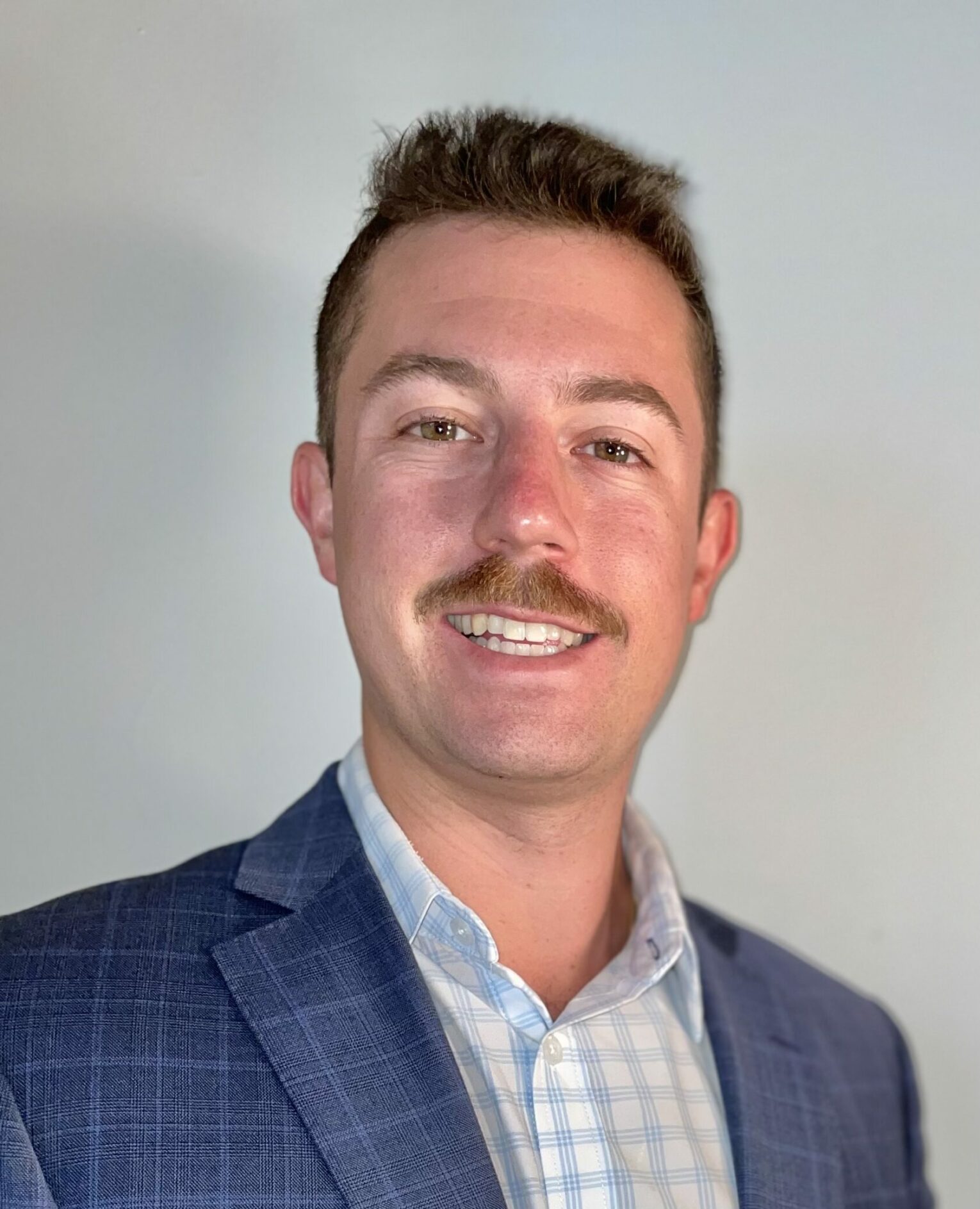 DCM Investment Analyst CFA Charterholder C.H. Dean